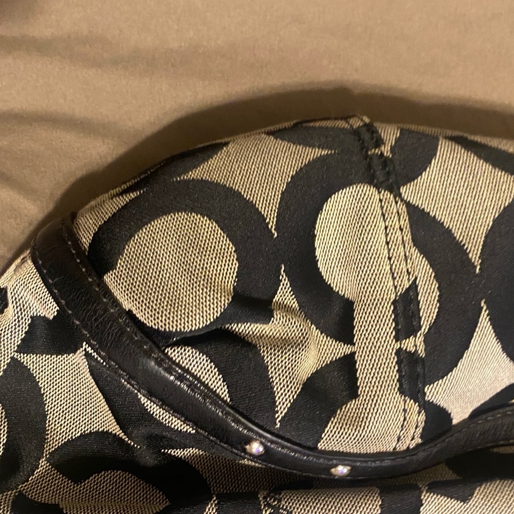 Coach Tote/Purse - Picture 7 of 15